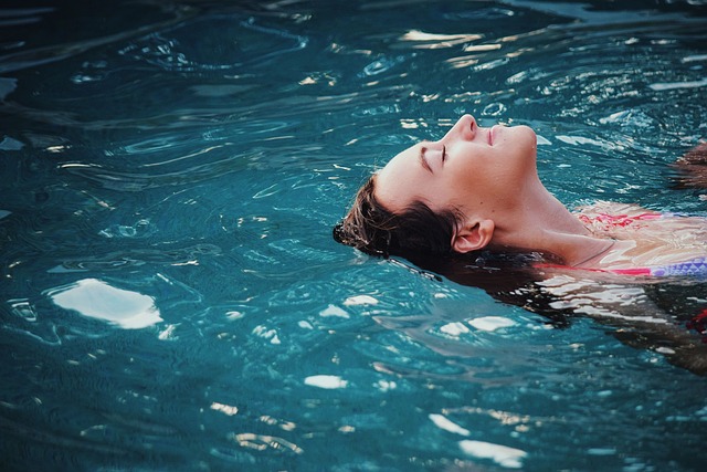 The Role Of Saltwater In Making Hair Crunchy After Swimming